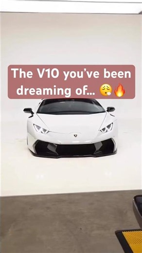 The Lamborghini Huracán never gets old. That V10 scream is pure automotive perfection. 🐂🔥