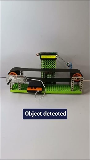 Conveyor Belt Object Counting Machine | Arduino IR Sensor Project #shorts #arduino #arduinoprojects