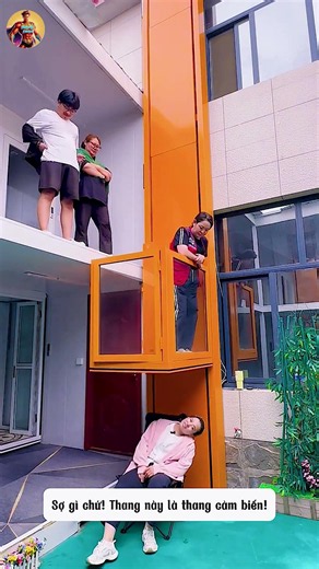 Hoảng Hốt Vì Thang Máy Nhưng Sự Thật Khiến Ai Cũng Yên Tâm