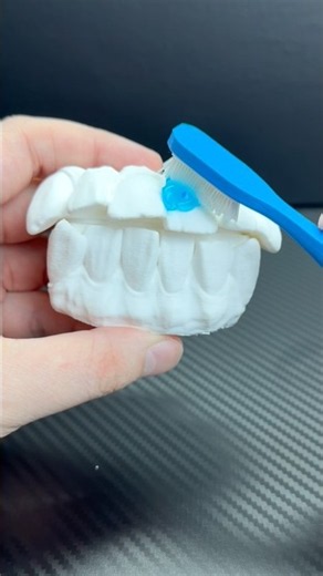 I 3D Printed a SO REAL Toothbrush 🤤🪥