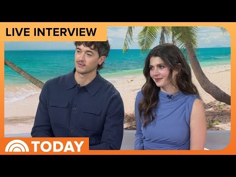 Tom Blyth and Emily Bader Talk ‘People We Meet on Vacation’