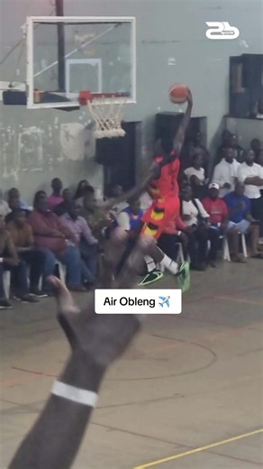 Air Obleng ✈️ Peter Obleng takes off for a dunk in game 6 of the 2026 NBL Finals