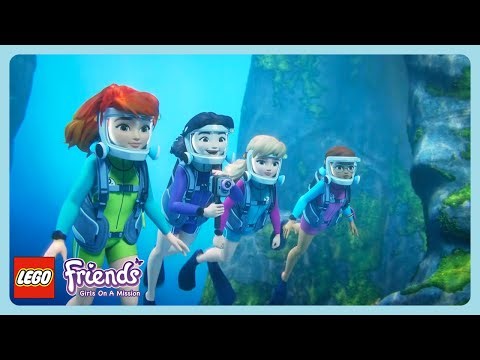 LEGO Friends: Girls On a Mission - Holiday Adventure | WildBrain Magical Palace