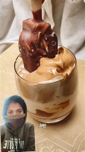 Magnum Ice Cream Chocolate Dipping 🍫 | Satisfying ASMR #foodie #satisfyingnotalking