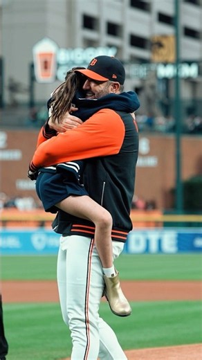 Justin Verlander’s daughter Genevieve throws the first pitch to her dad 🥹