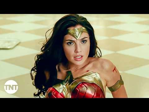 Wonder Woman Faces Cheetah for the First Time [CLIP] | Wonder Woman 1984 (2020) | TNT
