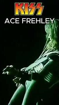 Ace Frehley MELTS FACES in Tokyo 1977 🤯 Legendary KISS Solo