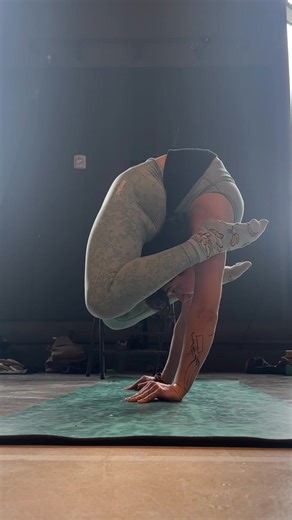 Mastering Contortion Techniques in Circus Arts