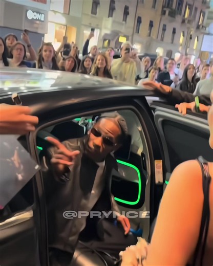 Travis Scott & Kylie Jenner: Latest Updates & Rumors