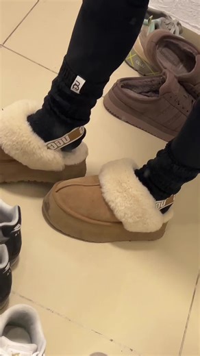 el_MELA ✌️ (@elmela42)’s videos with Goodies (feat. Petey Pablo) - Ciara