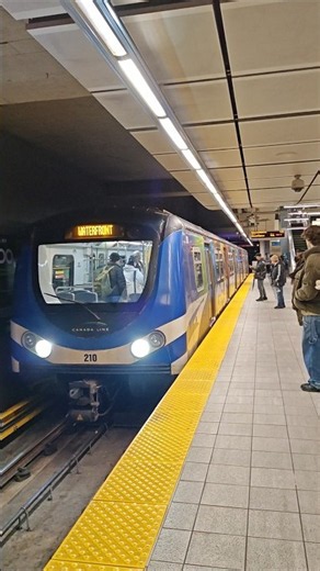POV: Riding the SkyTrain Through Vancouver 🚆🇨🇦 | Canada Line