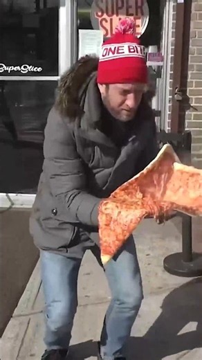 Dave Portnoy Tries World's Biggest Pizza Slice