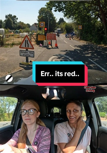Temporary traffic lights take longer to change. Make sure to always to uproot the red sign otherwise the traffic lights may not change (as they usually have a sensor) @Pia Blossom #driving #car #pov #london #learnontiktok