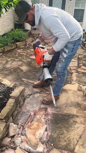 Cuanto crees que pague por este jackhammer? No lo vas a creer #demolition #construction #concrete #construccion #fyp