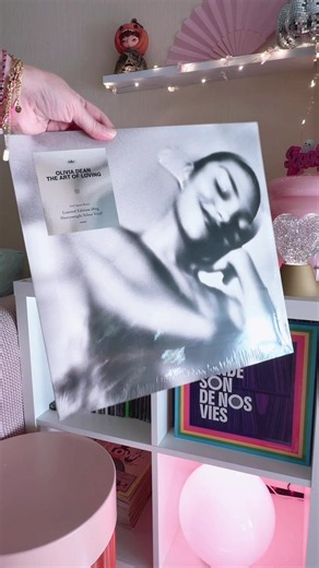 The Art Of Loving - Olivia Dean 1 year edition silver on 180g Beautiful pressing 🤩 What’s your favorite song on this album ? #oliviadean #theartofloving #vinylcollection #recordcollector #fyp