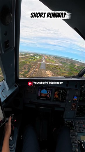 Short Runway… ✈️ #airbus #a321 #landing