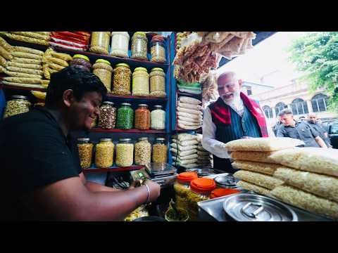 When PM Modi stopped for a 'Jhalmuri break' in Bengal... a moment so frame-worthy!