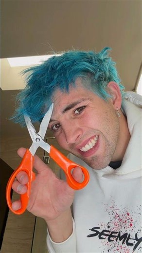 Díganle ADIÓS a mi pelo azul…😭😣👎🏼