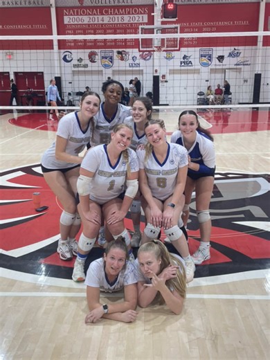 Embry-Riddle Pilots & Engineers Volleyball Celly