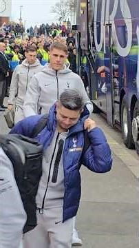 THE TOTTENHAM HOTSPUR SQUAD ARRIVING AT SELHURST PARK: Crystal Palace v Spurs