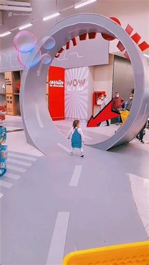 She Was Confident Until She Hit the Loop 😬 #shortvideo