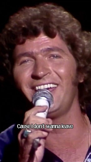 Baby Don't Get Hooked On Me - Mac Davis & Glen Campbell | The Midnight Special #country