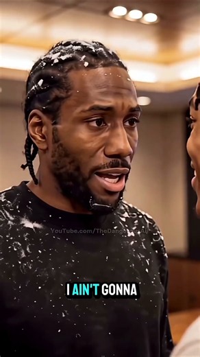 Kawhi Leonard arrives in Toronto #shorts