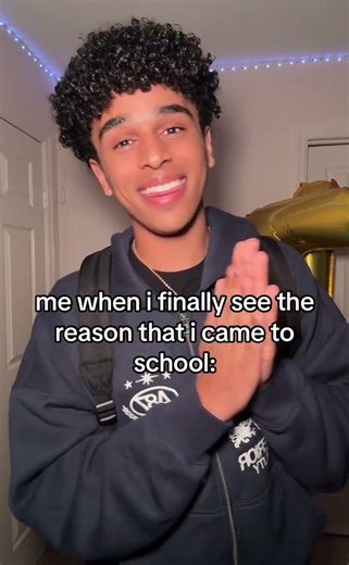 ONLY COMING TO SCHOOL FOR MY CRUSH ATP GNG