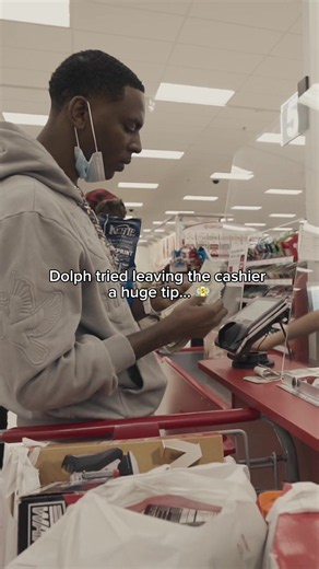 A WEEK IN ASPEN ❄️🏔️ Dolph tried to leave a huge tip…💵💙 be honest… what would’ve been your first reaction? 🥹👇🏻 #youngdolph #aspen #moments #LLD #archives