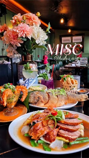 狐狐Eva on Instagram: "Pre-birthday dinner at MISC ✨ Chosen for its cozy, romantic vibe and unforgettable flavors. The dim lighting, intimate atmosphere, and especially their private room make it perfect for a quiet, special celebration away from the noise. 🍤 Rock Shrimp Crispy fried shrimp coated in a rich, flavorful sauce. Pro tip: eat it with some veggies — perfectly balanced and addictive. 🥢 Crispy Tofu Ultra-crispy outside, silky soft inside. The sweet garlic sauce ties everything together 