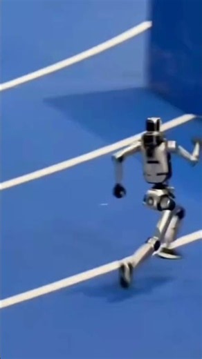Chinese Robot's Sprint Ends In Sparks | #shorts