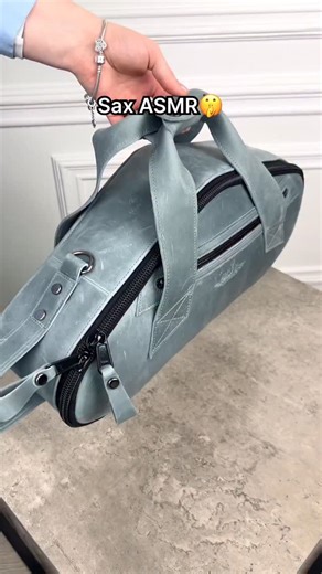 𝑴𝑮 𝑳𝒆𝒂𝒕𝒉𝒆𝒓 𝑾𝒐𝒓𝒌 on Instagram: "🎷 Curved Soprano Sax Gig Bag Lightweight leather bag with a custom fit, soft lining, and reinforced bottom. Stylish, compact, and easy to carry. #sopranosax #gigbag #handcraftedleather"