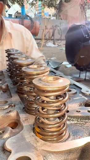 Valves Spring Lock Adjustment Like a pro #valve #automobile #shortsfeed ##how