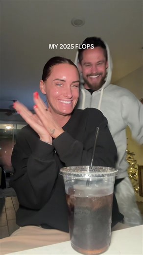 Just keeping it real real over here ☠️ (Don’t worry tho… 2025 was actually an amazing year for us so My 2025 accomplishment video is def coming soon too! 🥰) Tell me your greatest flop of the year in the comments so I know I’m not alone 🙃 IB: @sarah ♥️ #2025flops #goals #lol