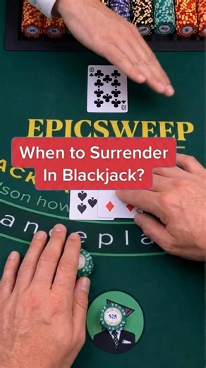 How The Surrender Option Works In Blackjack 📉 #blackjack #blackjackstrategy