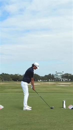 The speed in Qi4D is a given. The fitting possibilities, as Grant Horvat shows us, are endless. Learn how four moveable weights work to make this our fastest most fittable driver. | TaylorMade Golf