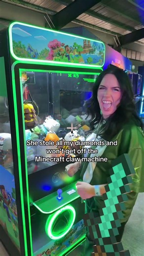How Many Tries Does It Take To Win At The Minecraft Claw Machine?