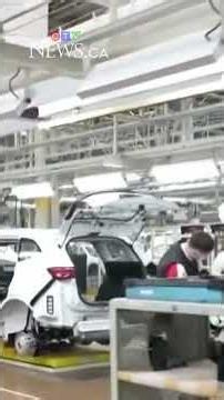 Does Chinese EV deal pose a threat to Canadian auto manufacturers?