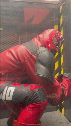 Who's that jumpin out the sky? 🔥