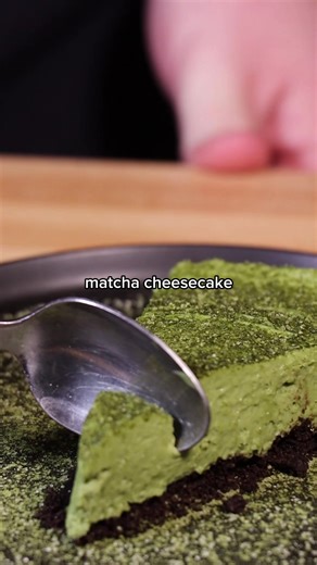 Easy No-Bake Matcha Cheesecake Recipe