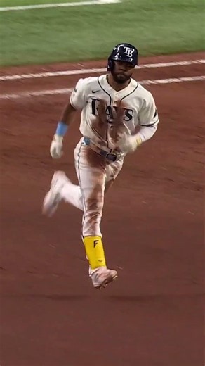 Cedric Mullins' solo shot draws the Rays within 1 in the 8th!