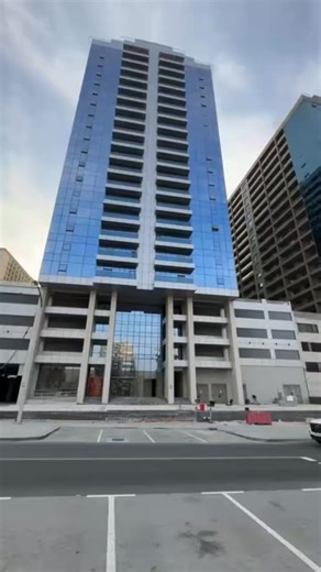 Недвижимость в Дубае. Инвестиции. Лайфстайл on Instagram: "*Exclusive Residential Building for Sale – Dubai | Production City (IMPZ)* • Total Units: 396 residential apartments • Unit Mix: 216 Studios | 144 One-Bedroom | 36 Two-Bedroom • Total Sellable Area: 312,000 sq.ft • (BUA): 581,149 sq.ft • Plot Size: 51,553 sq.ft • Floors: Basement + Ground + 3 Podiums + 18 Floors + Roof • Parking: 396 resident spaces + 4 visitor spaces • Amenities: Swimming Pool & Gym • A/C System: Split duct units (no ch