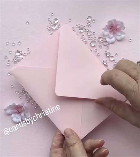 cardsbychristine on Instagram: "I was inspired last week by a fabulous card i saw by Melinda at @itsacardknocklife - she did a little tutorial, so I decided to give it a go. I'm sure I'll be making more of this design for all sorts of occasions.. so simple, and again using older stash and patterned paper! So thank you Melinda for the inspiration! ❤️ #handmadecards #cardmakingideas #diecutting #justbecause #handmadewithlove"