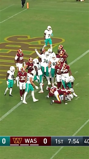 De'Von Achane 🤝 first TD of the preseason #Dolphins #NFL