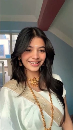 देसी अंदाज़ और प्यारी स्माइल ने कैमरे पर जादू चलाया 🤯💃 #shorts #lipsync #shortsfeed #saree #girl #yt