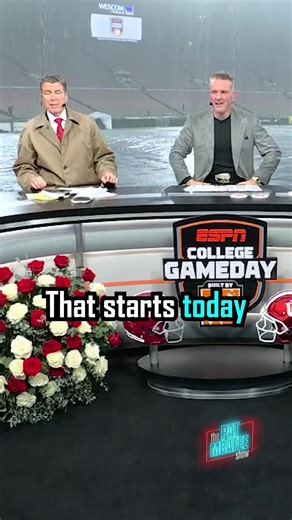 This is all normal 😂😂😂 @Kirk Herbstreit @College GameDay #CollegeGameDay #kirkherbstreit #rosebowl #patmcafee #thepatmcafeeshow