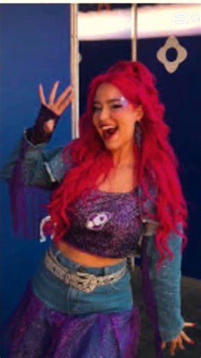 @gabi fã da katlen mana ‪@EricaBorba-e2m‬