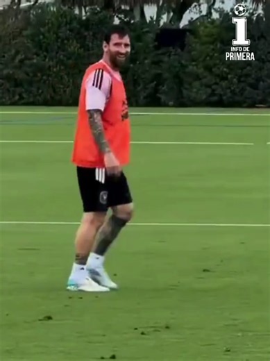 MESSI TIRANDO MAGIA EN EL ENTRENAMIENTO DEL INTER MIAMI🤩 ⚽Las Garzas enfrentarán este sábado a las 20.30hs a DC United por la fecha 28 de la MLS. #messi #intermiami #mls #futbol #lionelmessi