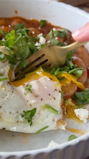 Easy Bean & Egg Breakfast Bowl