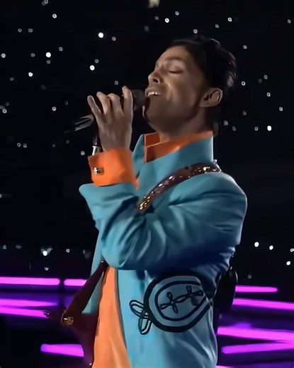 Prince – Purple Rain (Super Bowl Halftime Show 2007) | Iconic Performance